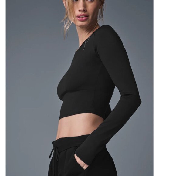Alo Black Cropped Long Sleeve (sz S) - Picture 3 of 5